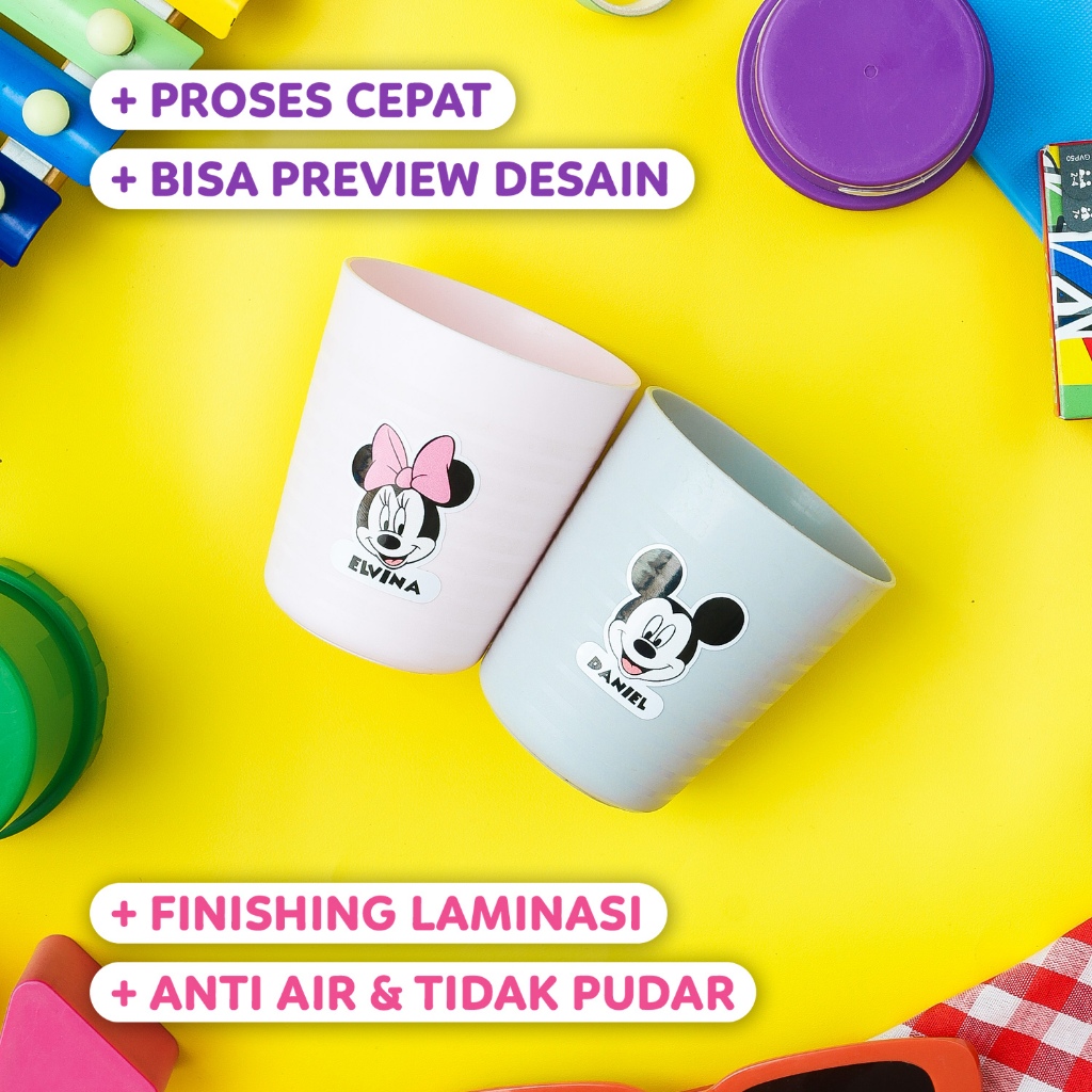 

Stiker Nama Anak Gambar Mickey Mouse, Bahan Vinyl Laminasi Ukuran 3x4cm