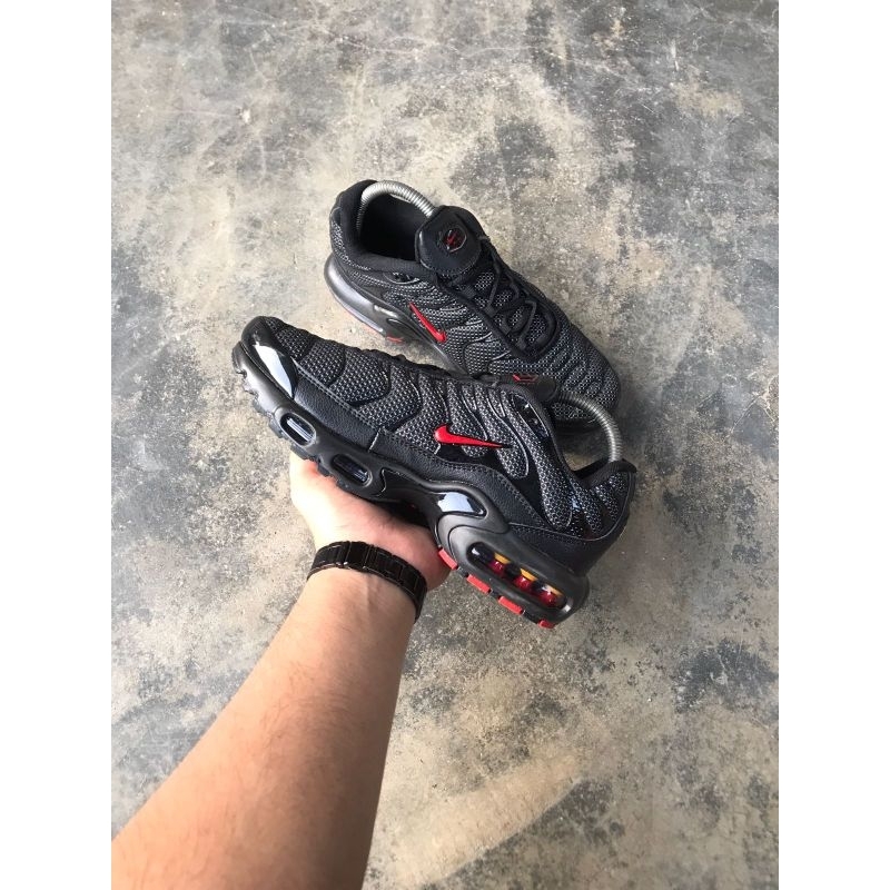 NIKE TN