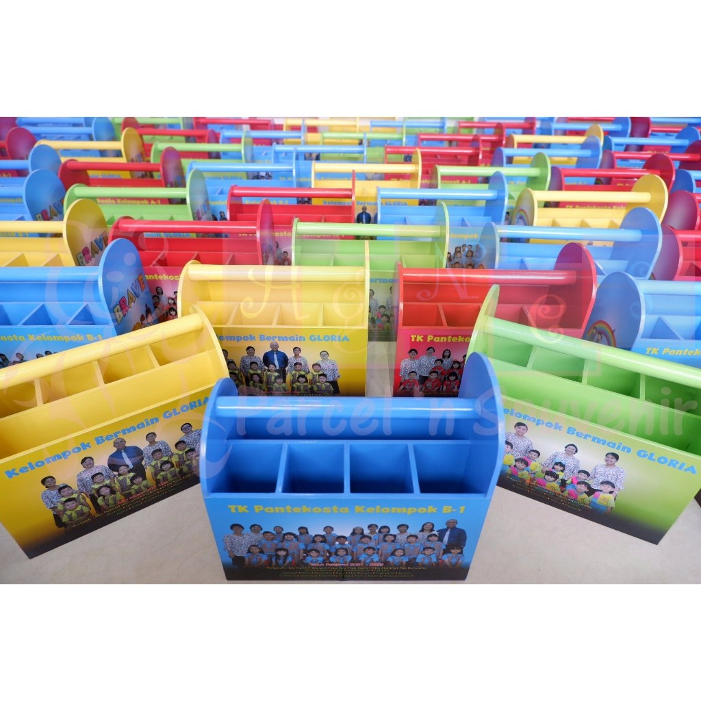 

Souvenir wooden organisir alat keperluan kantor atau sekolan