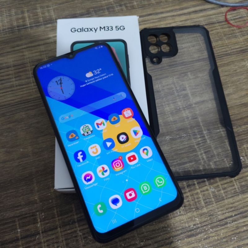 Samsung m33 5G second