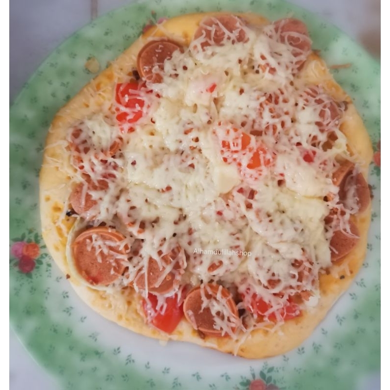 

Pizza sausage keju mozzarella