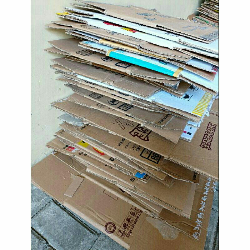 

Kardus bekas untuk paking pengamanan