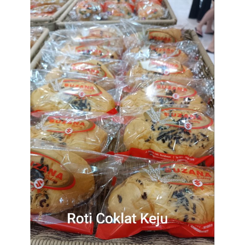 

Roti Coklat Keju Suzana Bakery