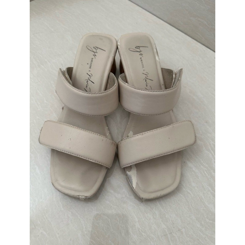 (PRELOVED) Beajove x Marina Karina Calmie 36 / sandal heels wanita