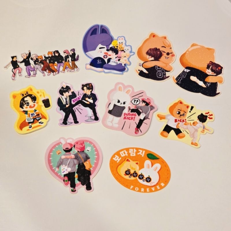 

Assorted Stickers Stray Kids smolsungies