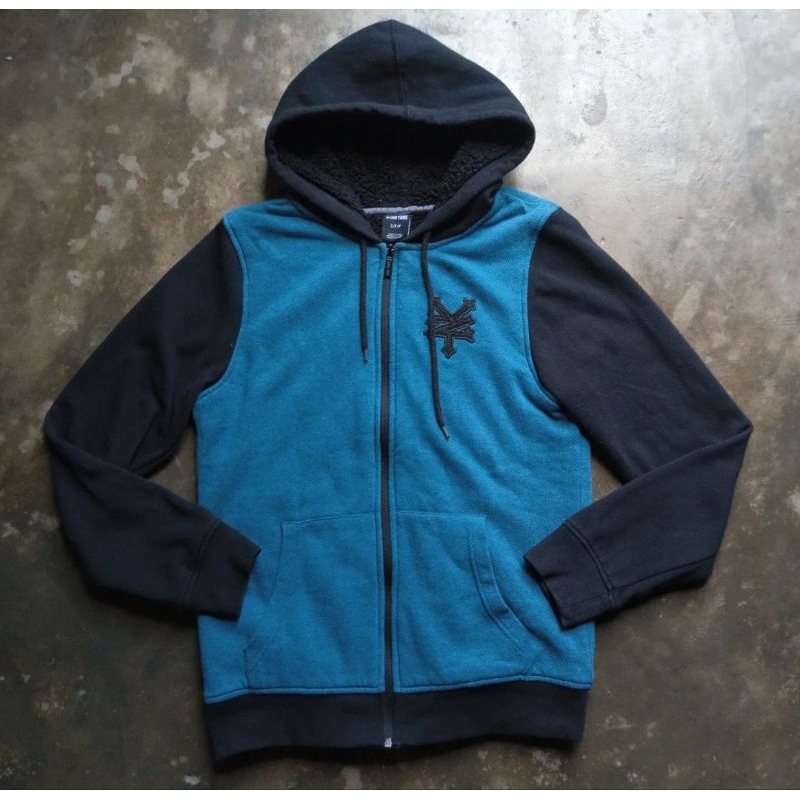 ZOO YORK ZIPPER HODDIE