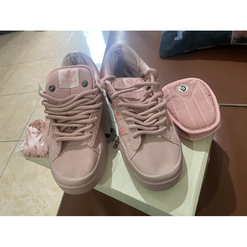 Sepatu Adidas campus x Bad Bunny