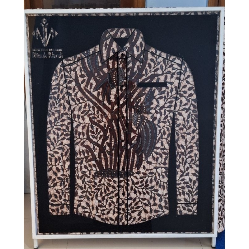 Kain Batik Tulis Bakaran Khas Pati