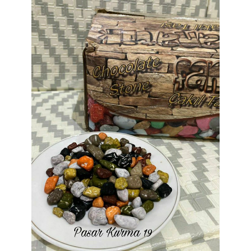 

Coklat Kerikil Fanatik