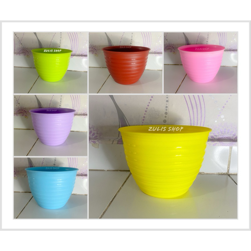 POT BUNGA / TANAMAN MODEL TAWON UKURAN 20 DAN DM 21 CM WARNA WARNI MURAH PKU
