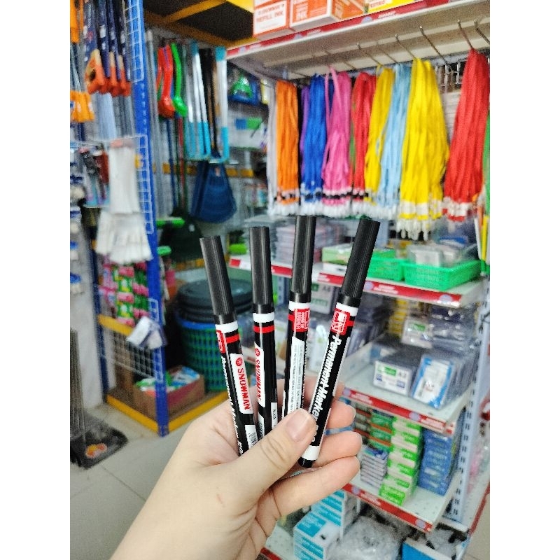 

Spidol Snowman Marker 520 Hitam (1pc)
