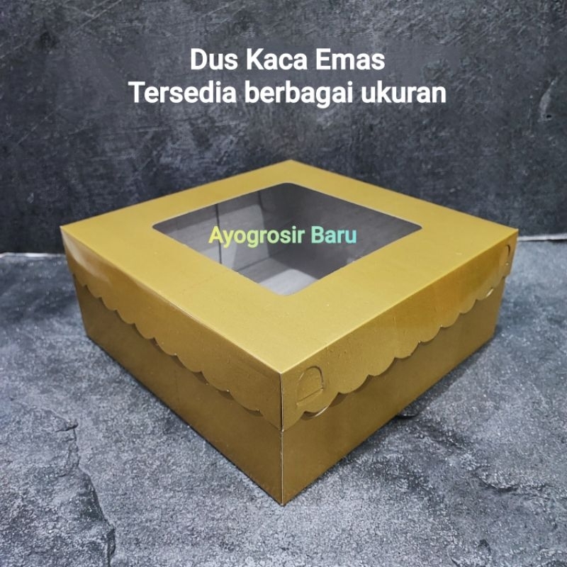 

Dus Kaca Mas 22x22 x7.5 isi 10 pc Kardus Kue Dus Gold 22 x 22
