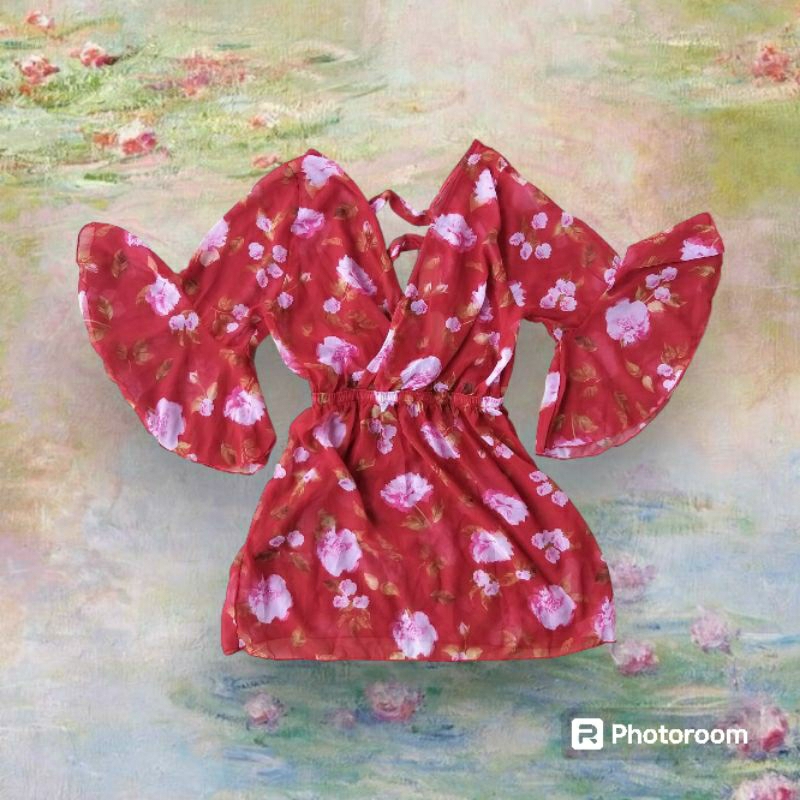 Red Floral Sheer Bell Sleeve Top | atasan blouse outer luaran sifon chiffon pantai summer musim pana