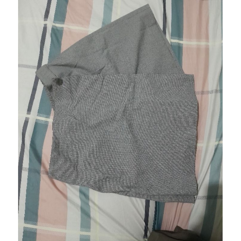 [PRELOVED] UNIQLO skort