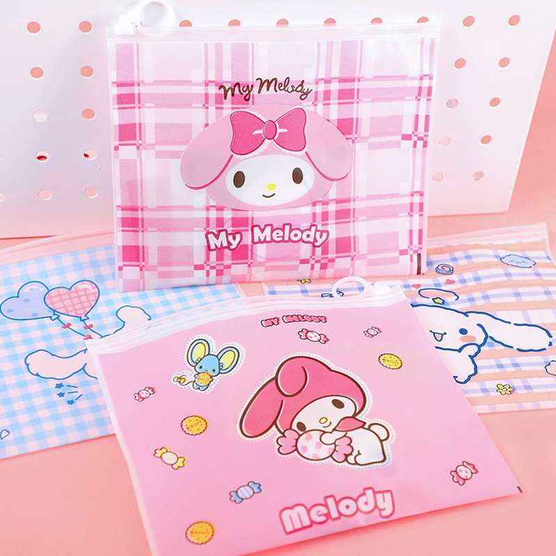 

Zipper Stationary Bag Multifungsi Motif Sanrio Melody Cinnamonroll / Tempat Pensil Sanrio / Pouch Zipper Sanrio