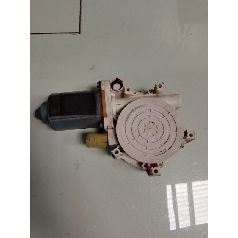 Dinamo Motor Regulator Window Belakang BMW E39
