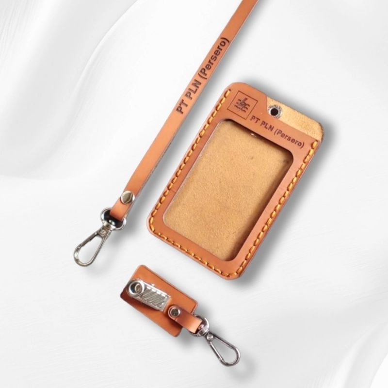 

HOLDER KULIT NAME TAG KULIT CUSTOM NAMA LOGO NAME TAG HOLDER