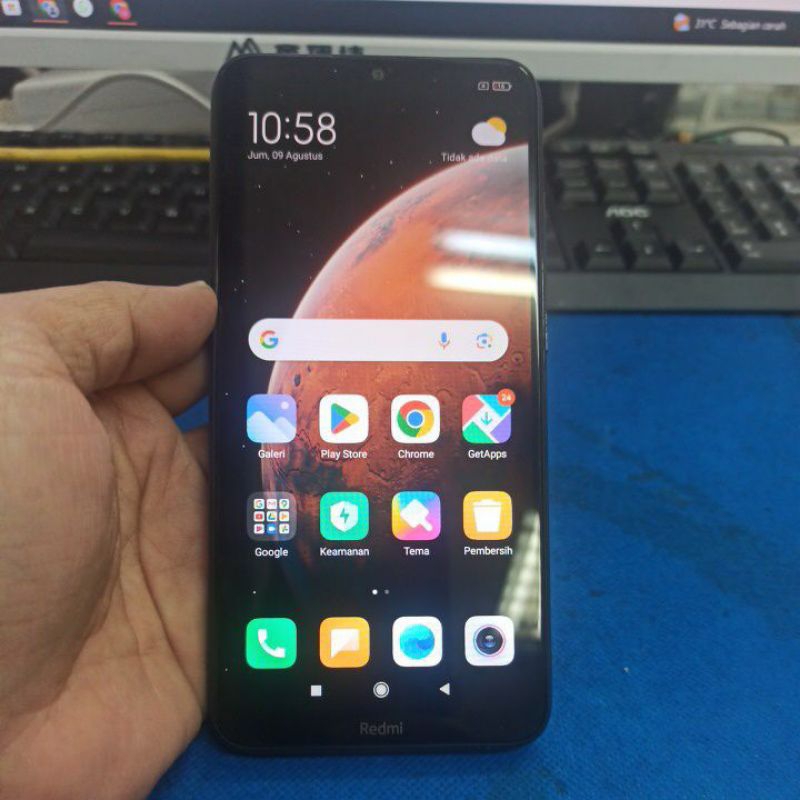 HANDPHONE BEKAS XIAOMI REDMI 8 64+4 FULLSET