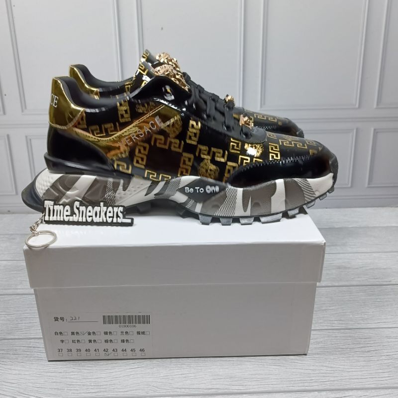 SEPATU SNEAKRES VERSACE BAROCCO PRINT BLACK