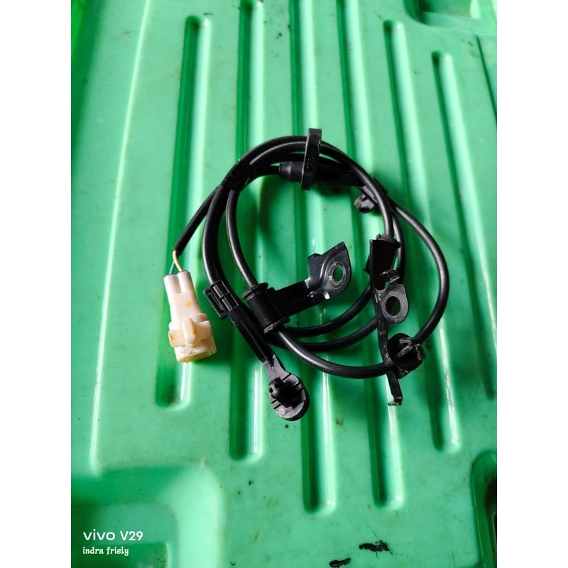 Sensor ABS roda Depan new vios 2007-2012 yaris bakpao 2006-2012 original