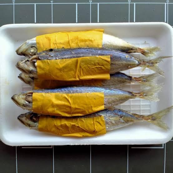 

IKAN PINDANG DELES PREMIUM VACUUM IKAN PINDANG LAYANG PREMIUM VACUUM