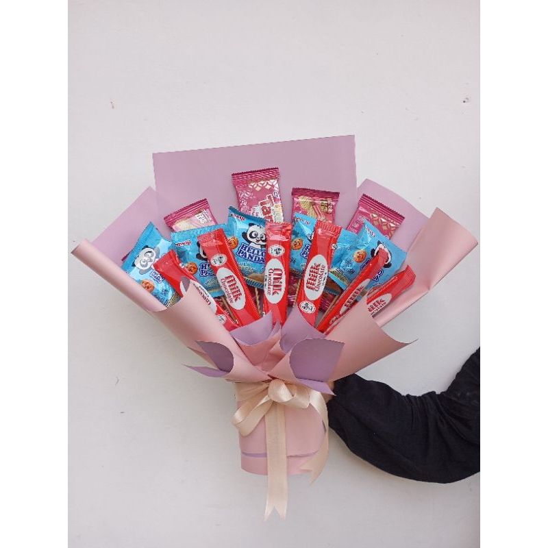 

Big Snack Bouquet - Snack Buket Besar Berbagai Snack