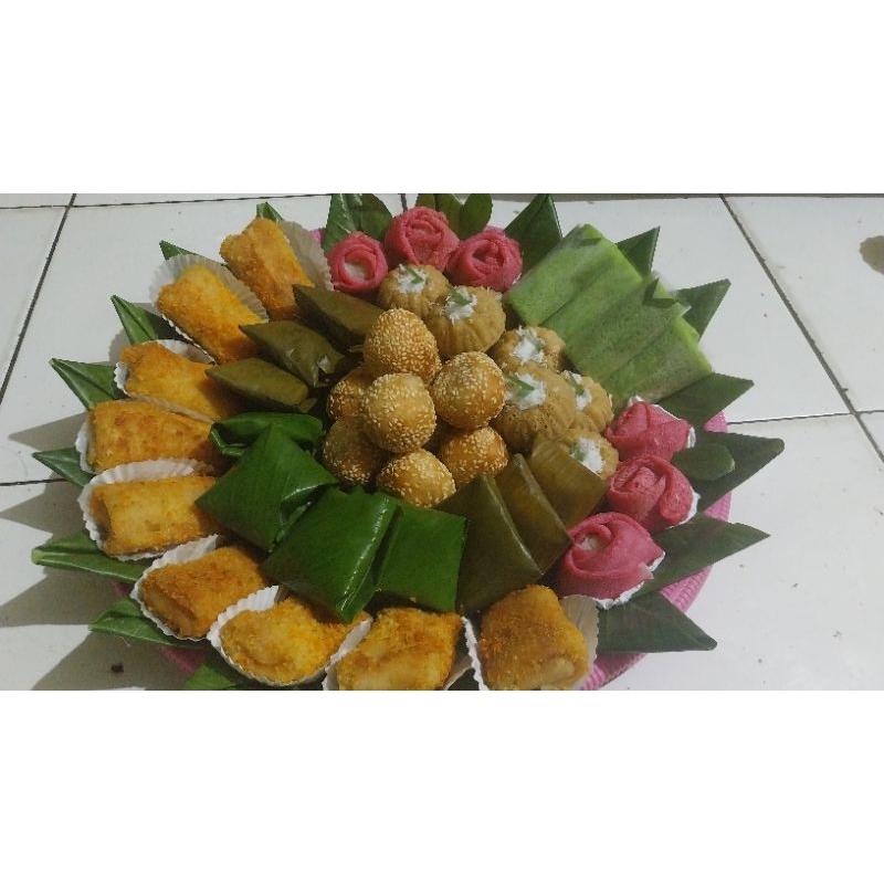 

Kue Tampah