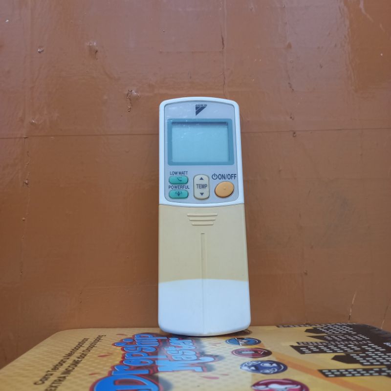 REMOTE AC DAIKIN SERI ARC433A106