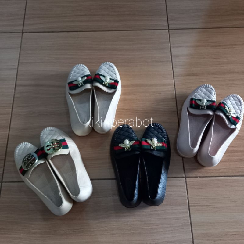 cuci gudang sepatu slop sandal slop sepatu wanita