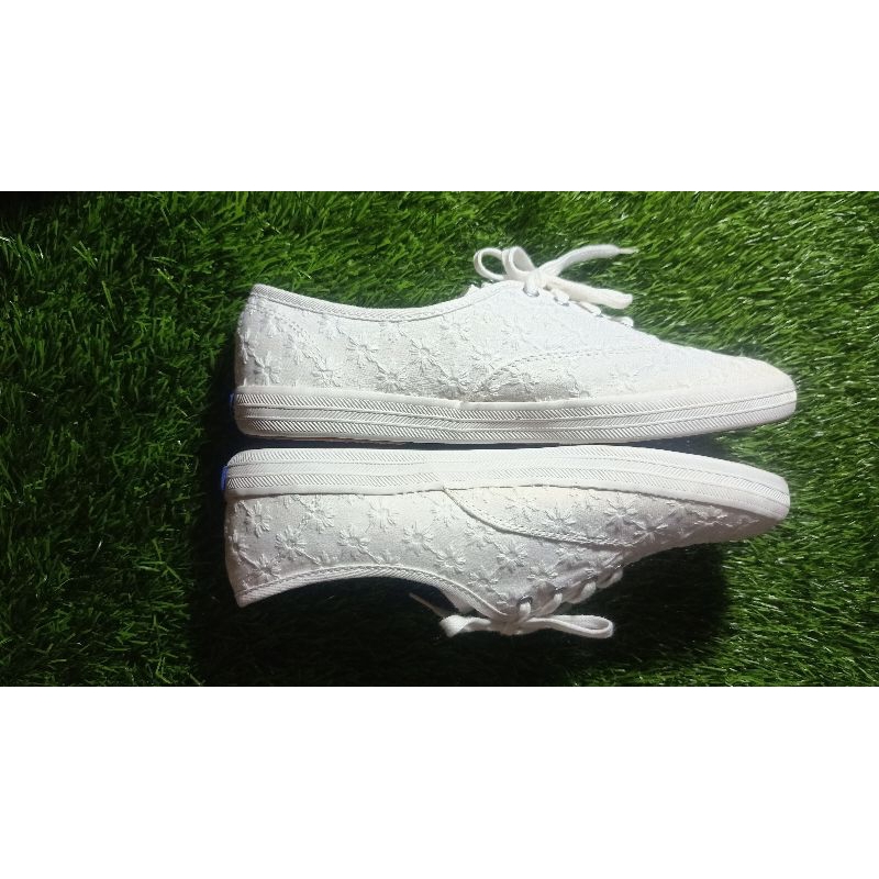 Keds putih SOLD