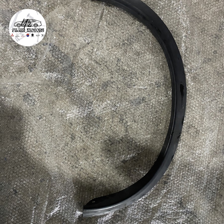 Over fender nissan juke rh  lh