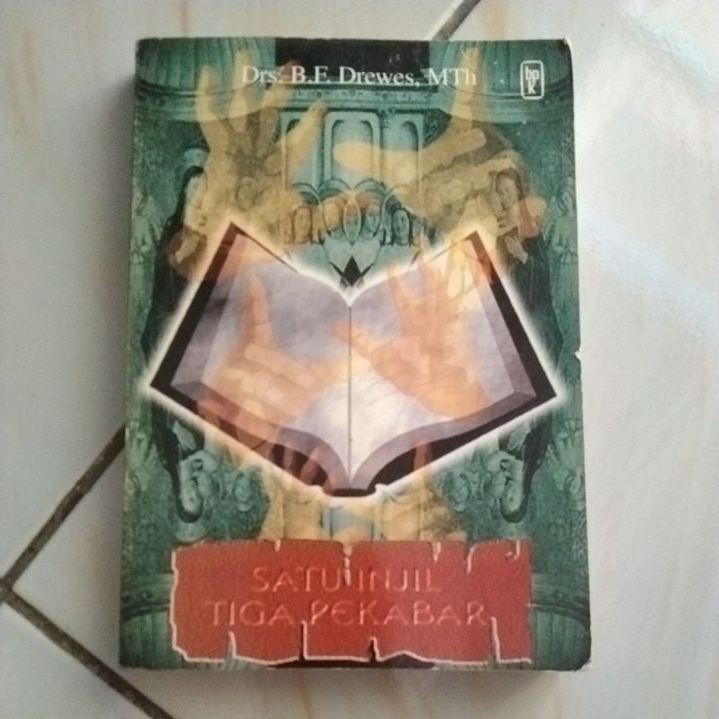 SATU INJIL TIGA PEKABAR (DRS B F DREWES MTH)