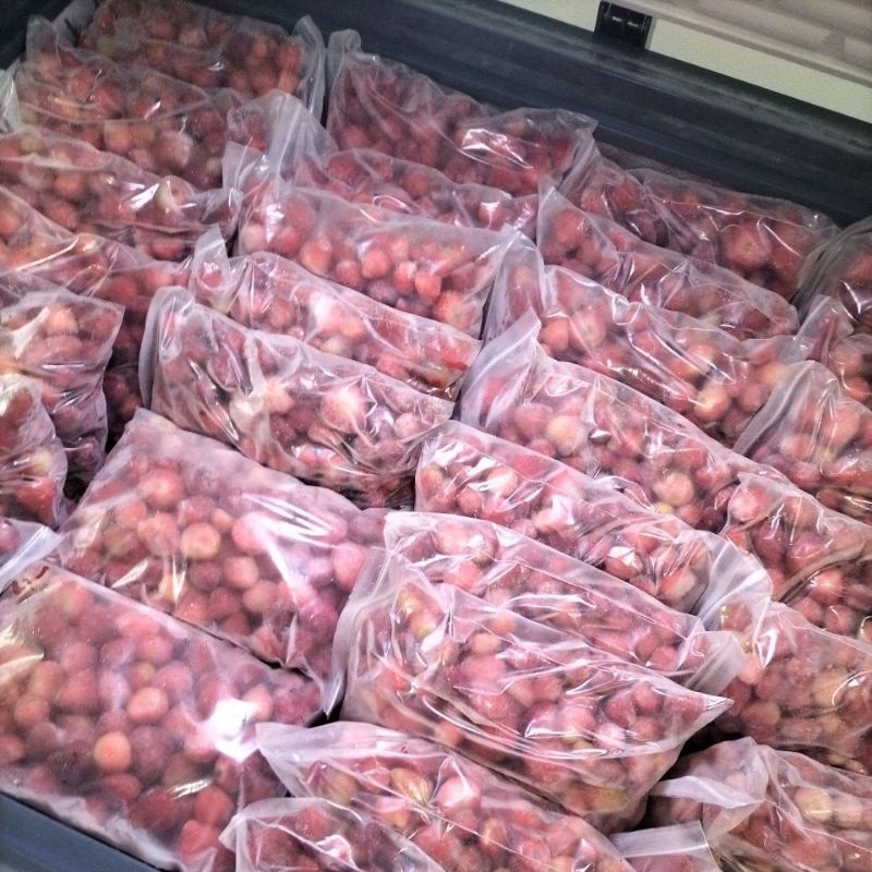 

strawberry frozen