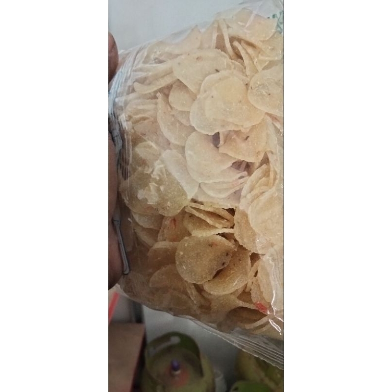 

Keripik mentah siap di goreng gurih dan nikmat