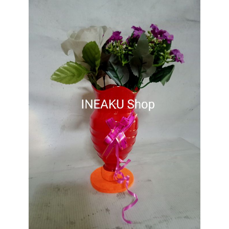 VAS BUNGA / PRAKARYA DARI BOTOL BEKAS