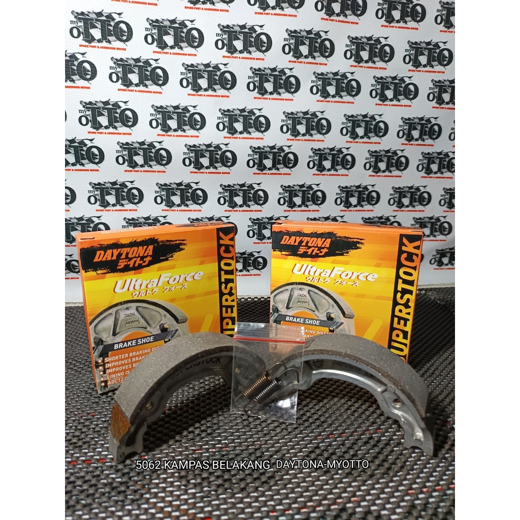 Kampas rem belakang Daytona pirodo Brake shoe hampir smua motor yamaha Mio Mio J Mio M3 , Z Mio Gear