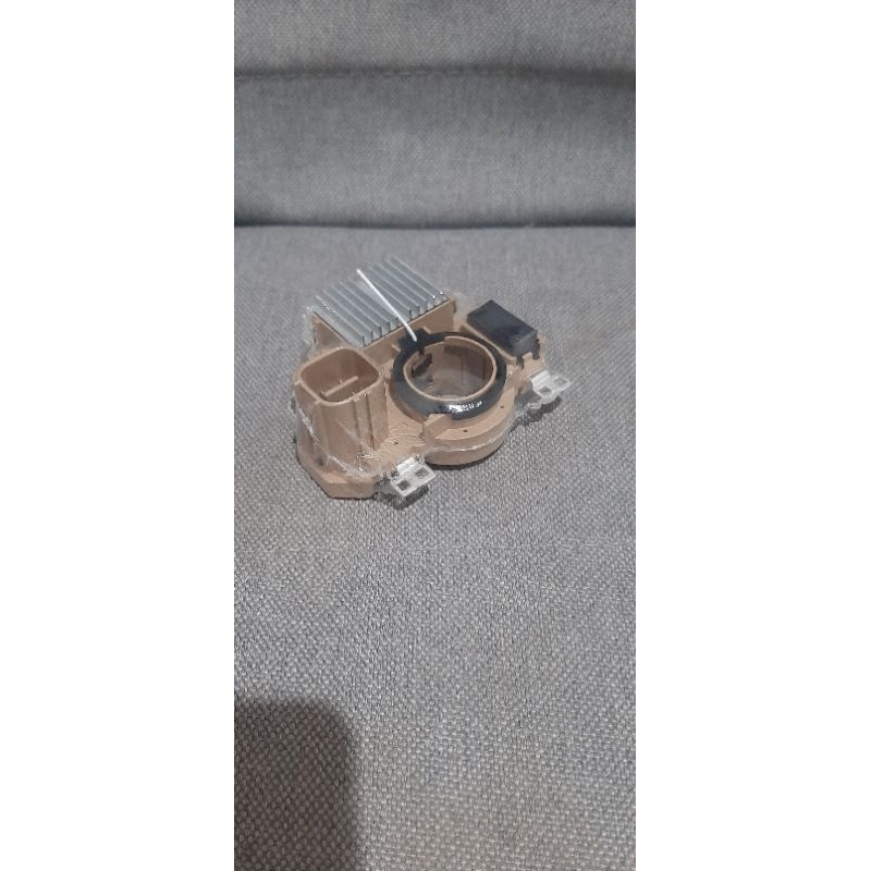 IC regulator IC alternator aisy altenator IC dinamo ampere suzuki grand vitara 2.0 / grand vitara 2.