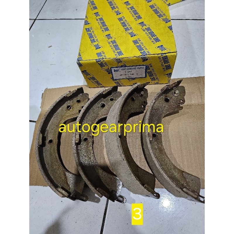 Brake shoe kampas rem belakang L200 strada