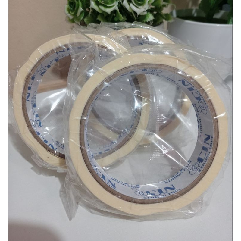 

Lakban kertas Tape Lakban kertas 24mm x 20 yard Star Tape Lem Kertas