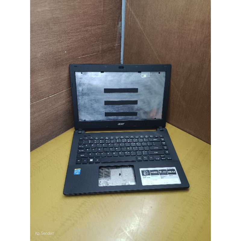 Kesing Casing Case Laptop Acer Aspire Es1-131 Es1-111