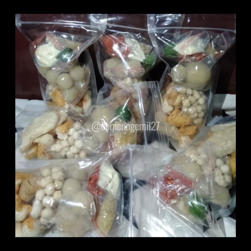 

5 PCS Bakso Aci Ayam Suwir Demen Ngemil