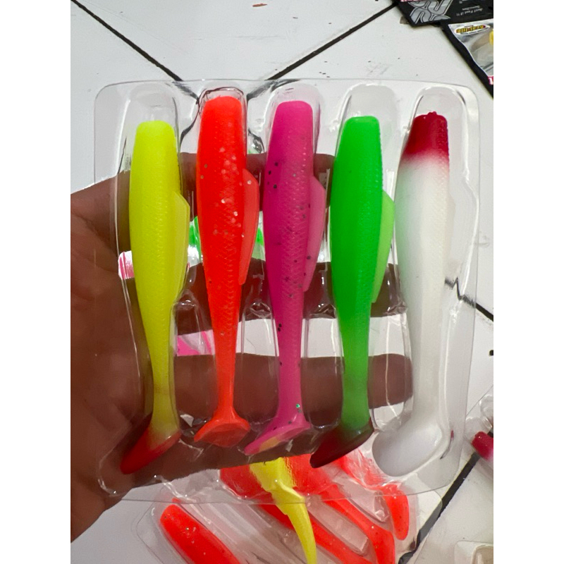 NEW - SOFTLURE 10CM BONUS HOOK (PADDLE TAIL) LAZARUS (5PCS)