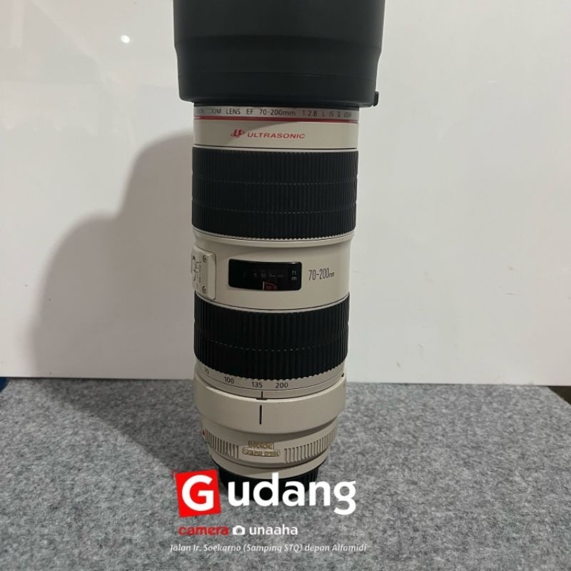 LENSA CANON 70-200 MM F2.8 IS II GOOD CONDITION