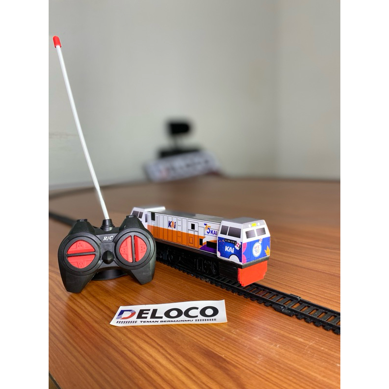 Miniatur Kereta Api Lokomotif cc206 Hype trip Mesin RC bisa jalan,pakai remot control,paling murah,M