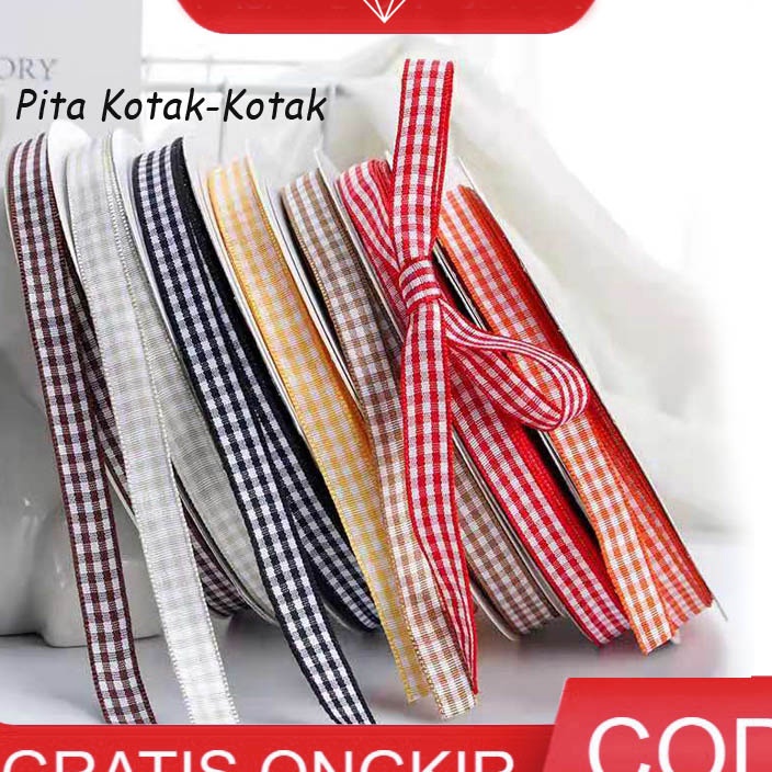 

READY STOCK 1ROLL Pita KotakKotak 1cm Ribbon Square Pita Kado PS6