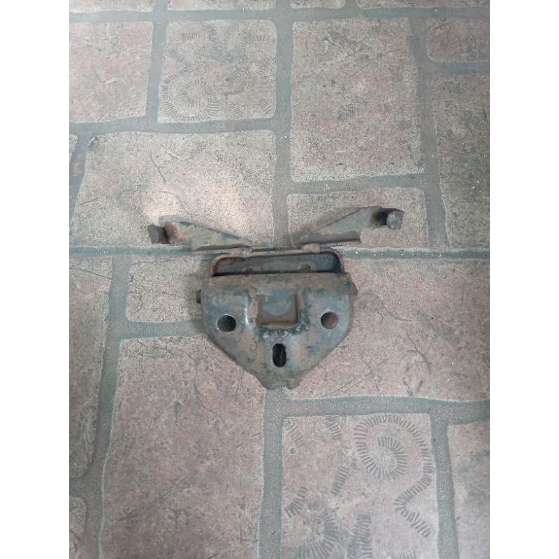 breket engsel jok Honda Astrea Grand original