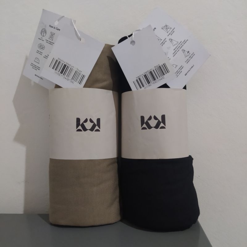 ✨NWT MEDINA INSTAN KHALEWALE - BLACK - TAUPE - SIZE MEDIUM✨