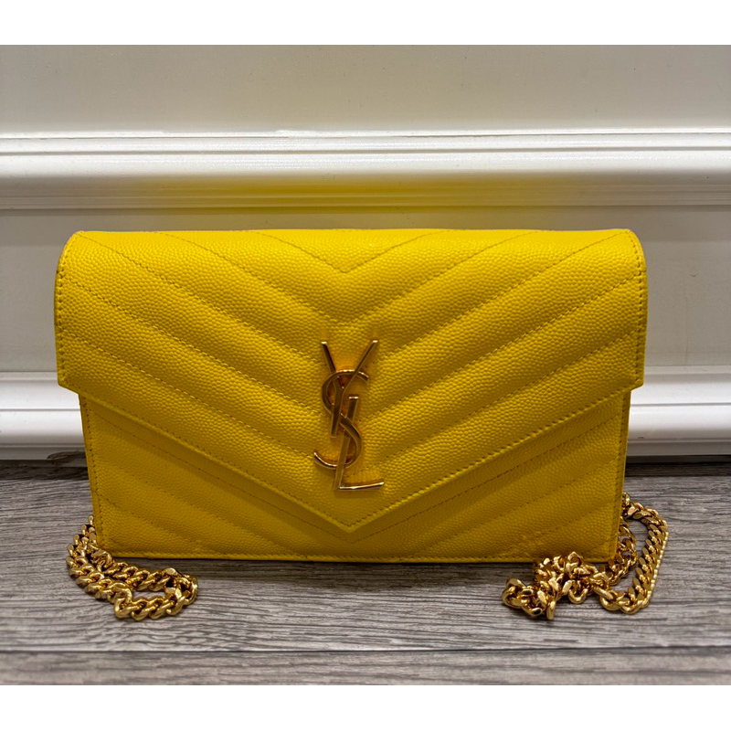 YSL woc 19 Jaune