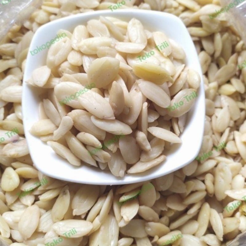 

KACANG KENARI KUPAS BERKUALITAS