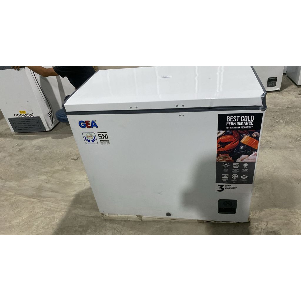 GEA AB-226-R Chest Freezer - Kulkas Pembeku - Freezer Box (E)